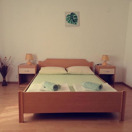Apartment Ampulica 2 Сень Екстер'єр фото