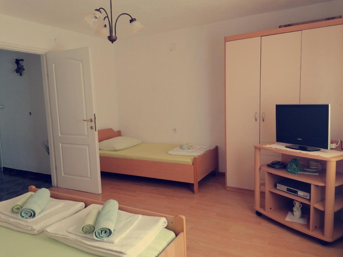 Apartment Ampulica 2 Сень Екстер'єр фото