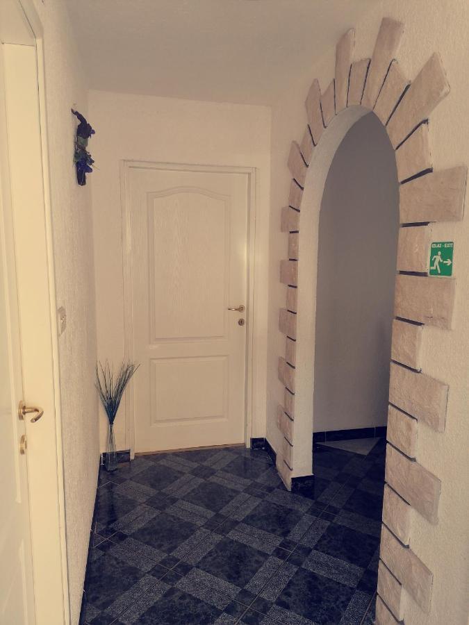 Apartment Ampulica 2 Сень Екстер'єр фото
