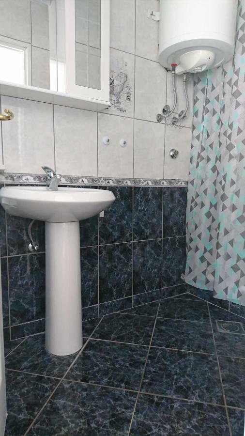 Apartment Ampulica 2 Сень Екстер'єр фото